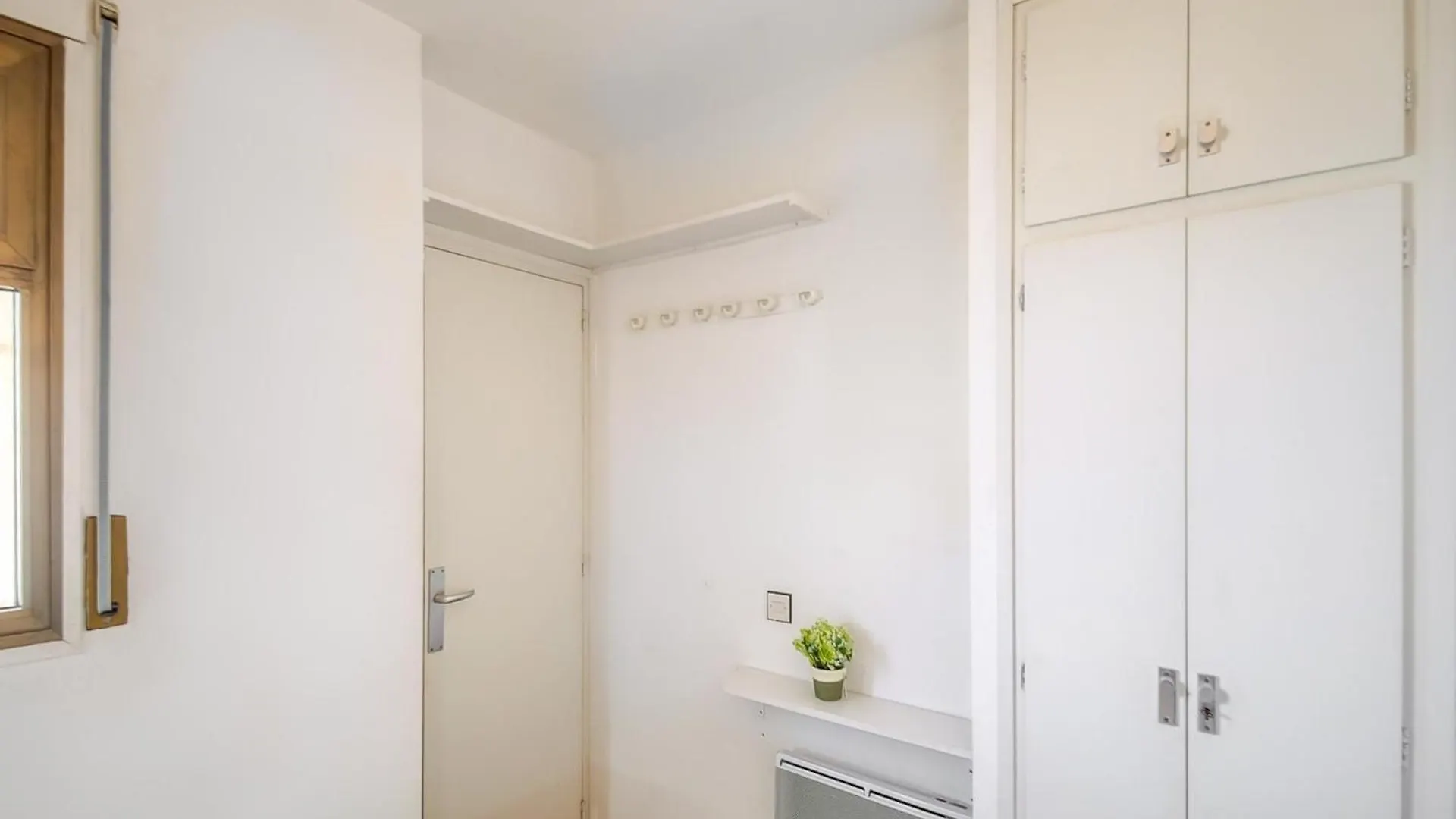 Beautiful Apartment With View Roses