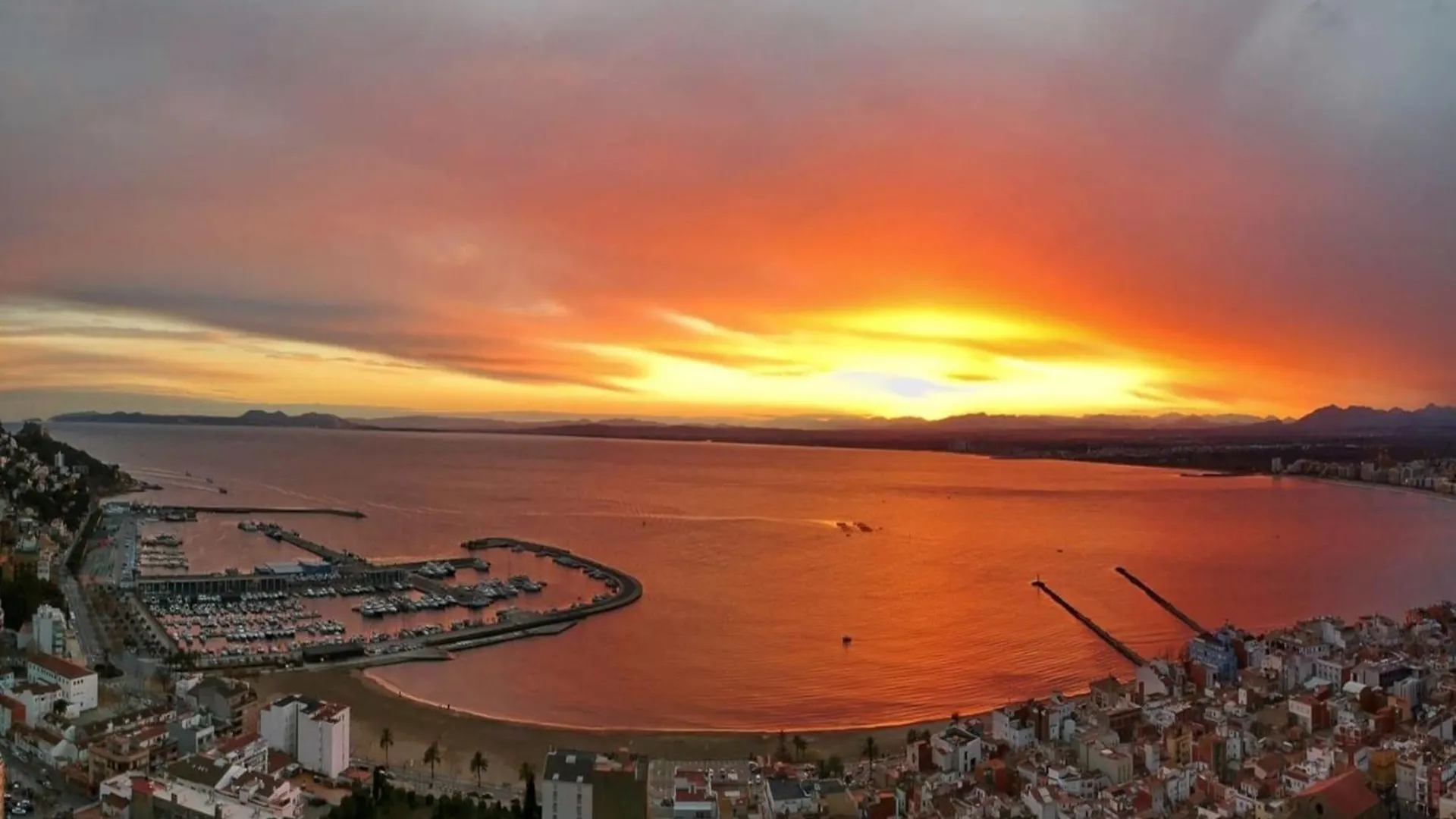 Beautiful Apartment With View Roses 0*,  Spain